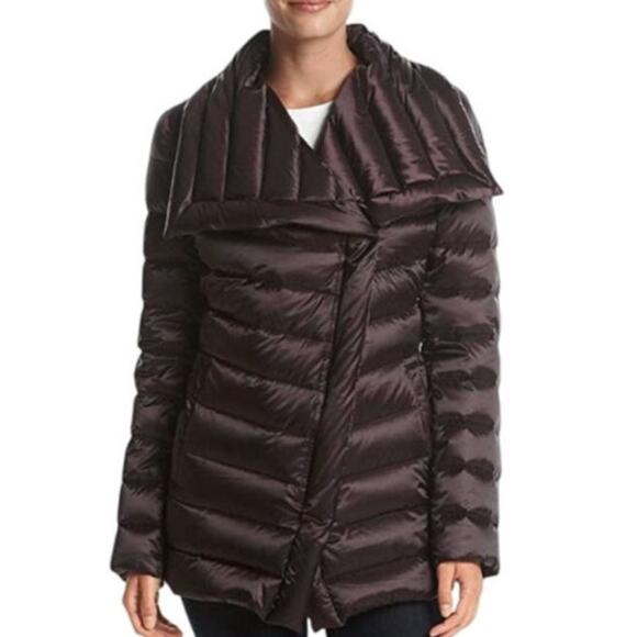 T Tahari Puffer Coat Womens Large Deep Purple Down Filled Quilted Asymmetrical - Picture 1 of 15